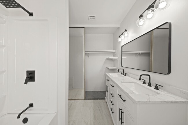 property at 11650 Village Pl Dr