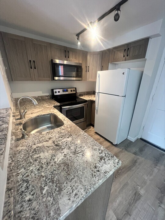 157 Union St in Poughkeepsie, NY - Building Photo