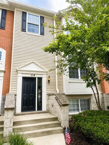 property at 114 Jackson St