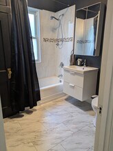 2506 N Avers Ave, Unit 2 in Chicago, IL - Foto de edificio - Building Photo