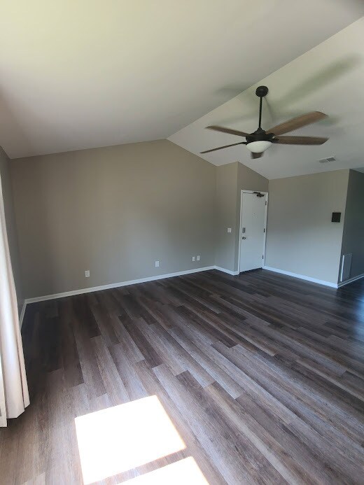 430 Echo Ln in Aurora, IL - Building Photo - Building Photo
