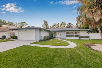 5256 Dover St NE in St. Petersburg, FL - Building Photo - Building Photo