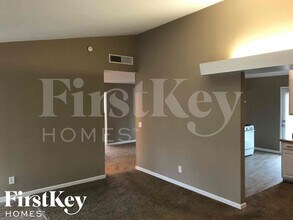 2410 Brook Dr in Florissant, MO - Building Photo - Building Photo