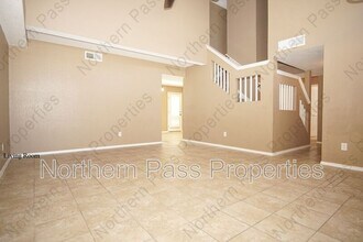 3037 Tierra Agave Dr in El Paso, TX - Building Photo - Building Photo