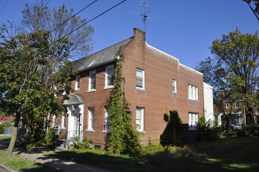 3004 Nelson Pl SE in Washington, DC - Foto de edificio