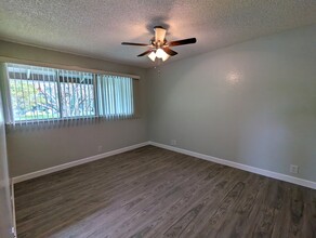 94-1088-1088 Paawalu St in Waipahu, HI - Building Photo - Building Photo