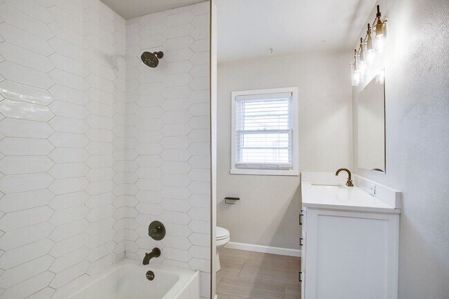 2821 27th St in Lubbock, TX - Building Photo - Building Photo