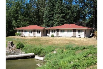 Three Ponds Mobile Park in Spanaway, WA - Building Photo - Building Photo