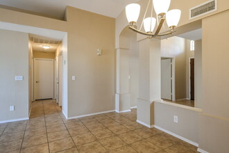 1102 E Villa Theresa Dr in Phoenix, AZ - Building Photo - Building Photo