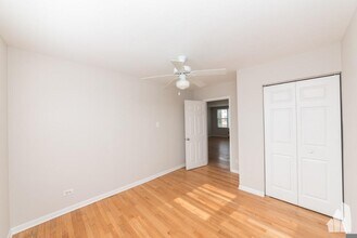 7549 N Bell Ave in Chicago, IL - Building Photo - Building Photo
