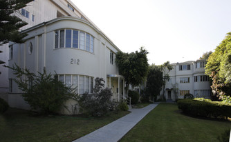 212 San Vicente Blvd Apartments