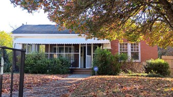 2672 Cherry Ave in Macon, GA - Building Photo