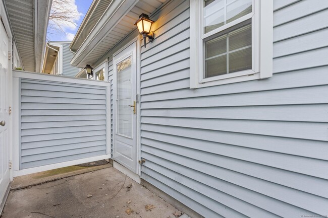 property at 207 Misty Meadow Ln