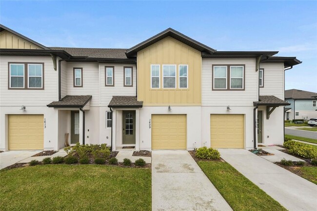 property at 1609 Pelican Dr