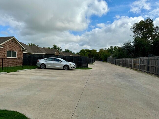 220 Church Ave in Waco, TX - Building Photo - Building Photo