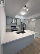 40 Arabella Dr in Guelph, ON - Building Photo - Building Photo