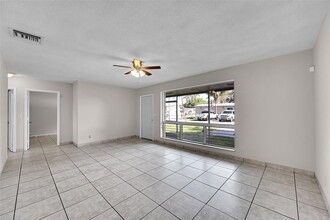 440 SW 9th Ter in Hallandale Beach, FL - Building Photo - Building Photo