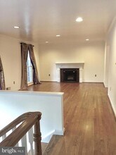 7510 Cayuga Ave in Bethesda, MD - Foto de edificio - Building Photo