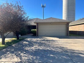 3415 49th St in Lubbock, TX - Building Photo