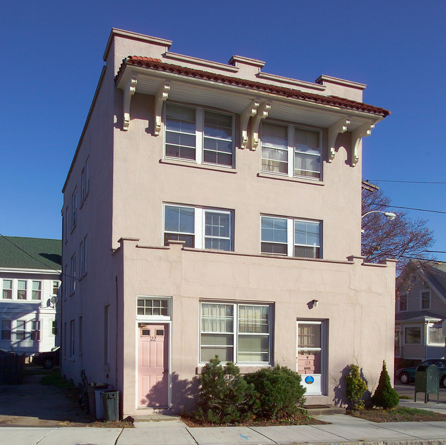 122-124 Rawson Rd in Quincy, MA - Building Photo - Building Photo