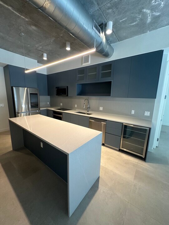 198 NW 24th St, Unit B2 in Miami, FL - Foto de edificio