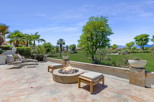 701 Indian Ridge Dr in Palm Desert, CA - Building Photo - Building Photo