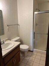 3256 Maple Grv in Suamico, WI - Building Photo - Building Photo