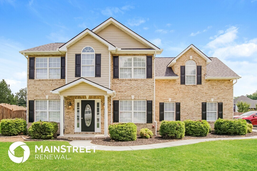 5931 Gray Gables Dr in Knoxville, TN - Building Photo
