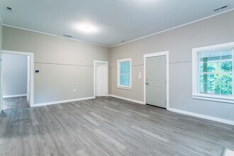 189 Dendron Hl Ln in Etowah, NC - Building Photo - Building Photo