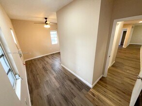 1340 Peri St in Opa Locka, FL - Building Photo - Building Photo