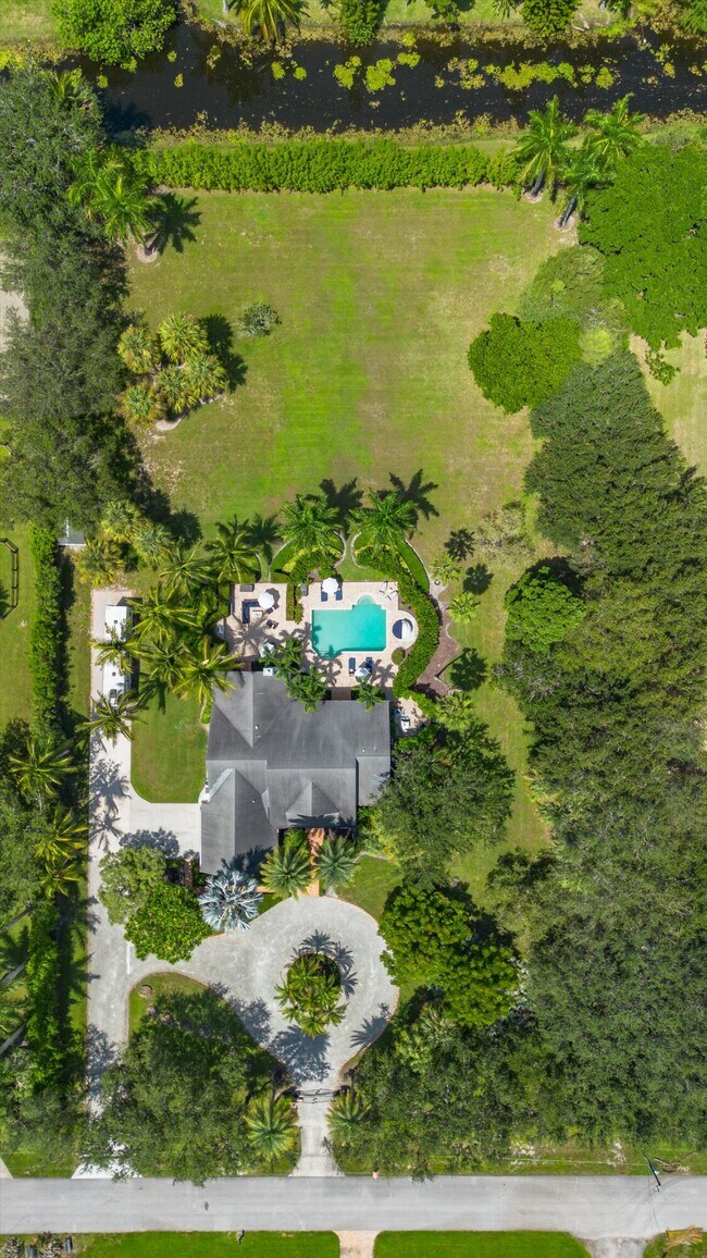 1753 Trotter Ct in Wellington, FL - Building Photo - Building Photo