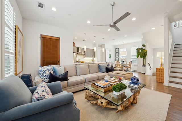 property at 5015 Manett St