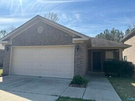 224 Sedgewick Dr in Owens Cross Roads, AL - Building Photo