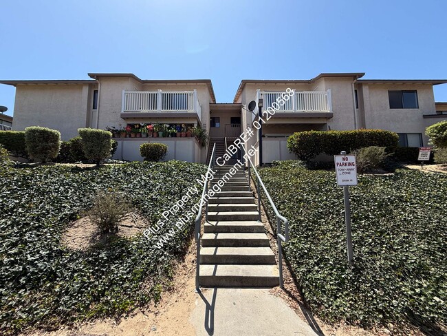 3400 Santa Maria Way in Santa Maria, CA - Building Photo - Building Photo