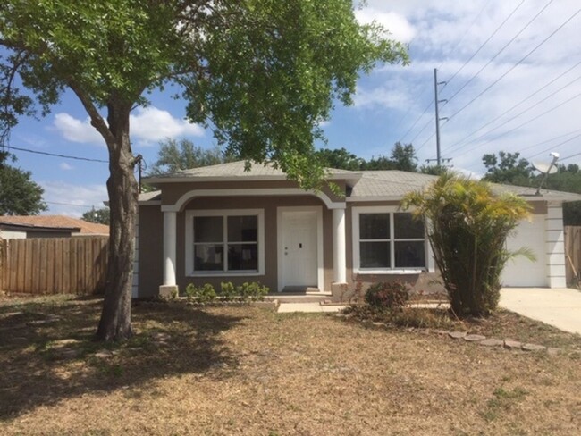 property at 6715 S Manhattan Ave