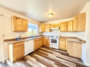 1777 W Kagy Blvd in Bozeman, MT - Building Photo - Building Photo