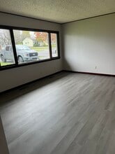 109 Clayton Dr in Johnstown, PA - Building Photo - Building Photo