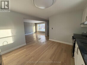 430 Eulalie Ave in Oshawa, ON - Building Photo - Building Photo