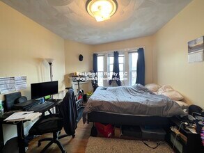 59 Cedar St, Unit 3L in Somerville, MA - Foto de edificio - Building Photo