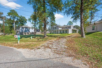 1305 St Lawrence River Rd in Montgomery, TX - Building Photo - Building Photo