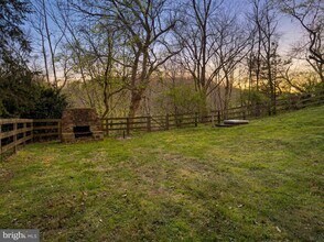 37899 Snickersville Turnpike in Purcellville, VA - Building Photo - Building Photo