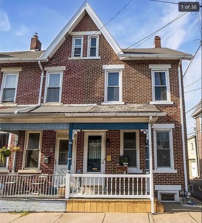 property at 420 W Market St