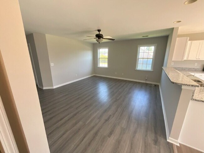 3290 Greenridge Way in Leland, NC - Foto de edificio - Building Photo