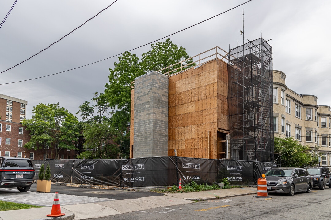 50 Vernon St in Brookline, MA - Building Photo