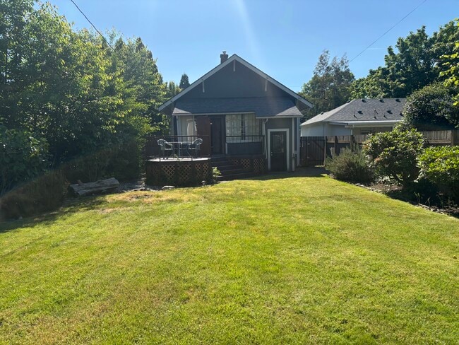 1035 22nd St NE in Salem, OR - Building Photo - Building Photo