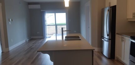 85 Fieldstone Ct in Fredericton, NB - Building Photo - Building Photo