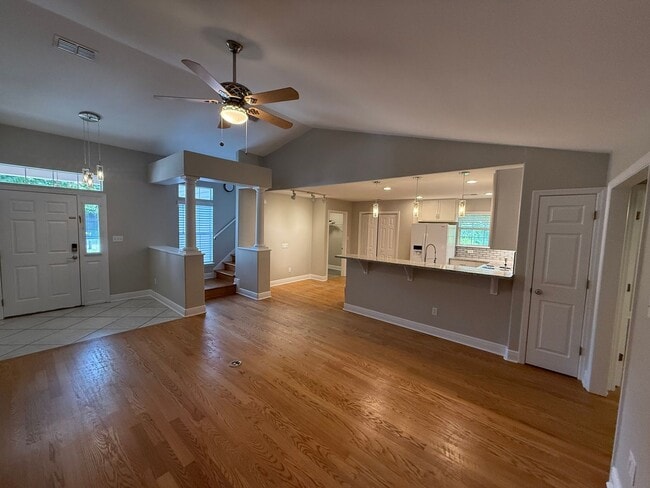 2744 Laurelwood Ln in Tallahassee, FL - Building Photo - Building Photo
