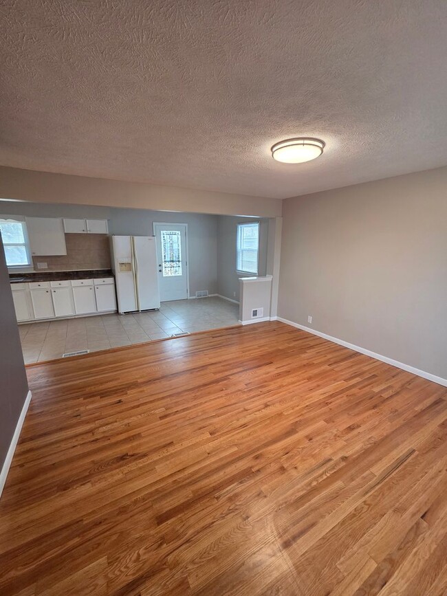 property at 6080 Ellison Ave