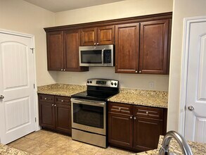 404 E 19th St in Monahans, TX - Building Photo - Building Photo
