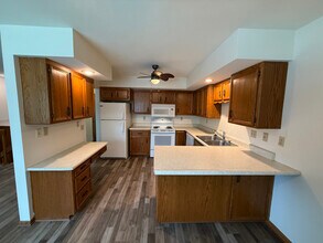5611 Glenway St in McFarland, WI - Building Photo - Building Photo